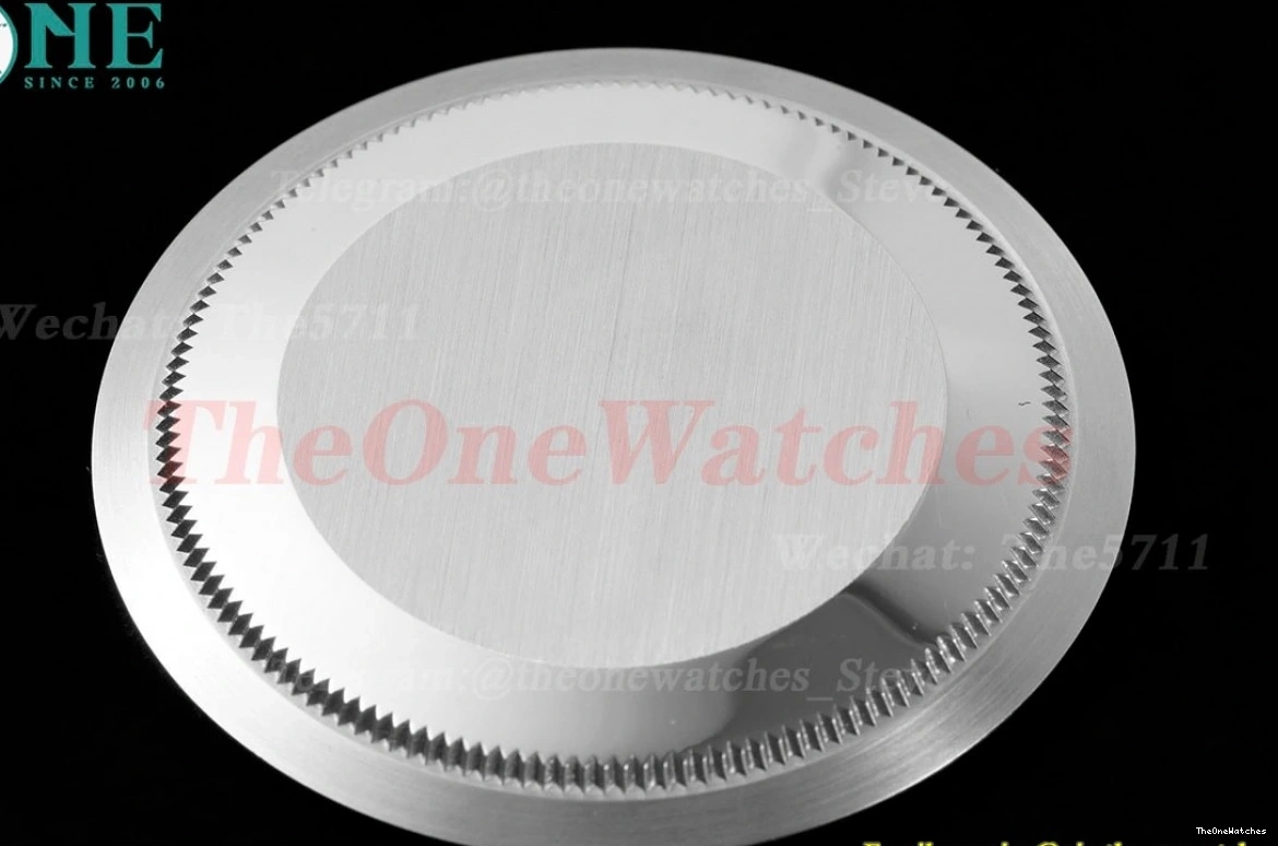 42mm SkyDweller A9001 326933  SS Oyster FNF Stk YG Black 0501